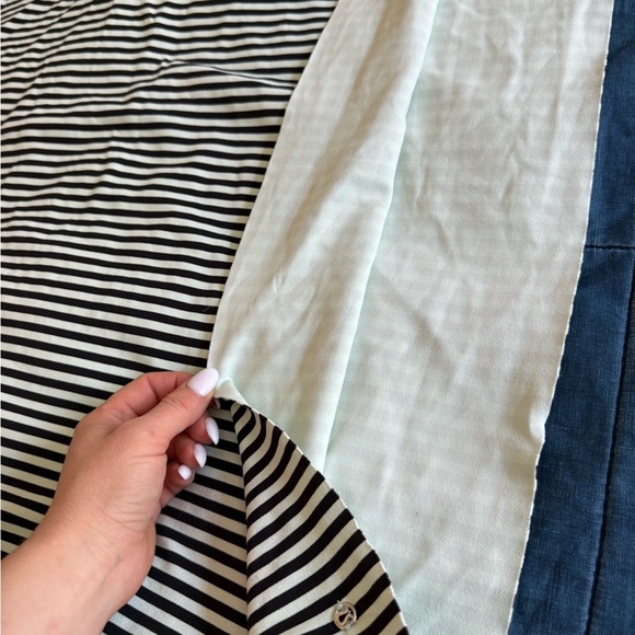 Lululemon vinyasa scarf wrap striped mint & black - Picture 5 of 6